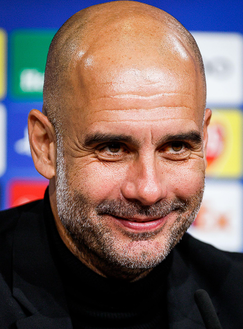 欧冠淘汰赛前夕：瓜迪奥拉谈曼城客战皇马策略与新星展望